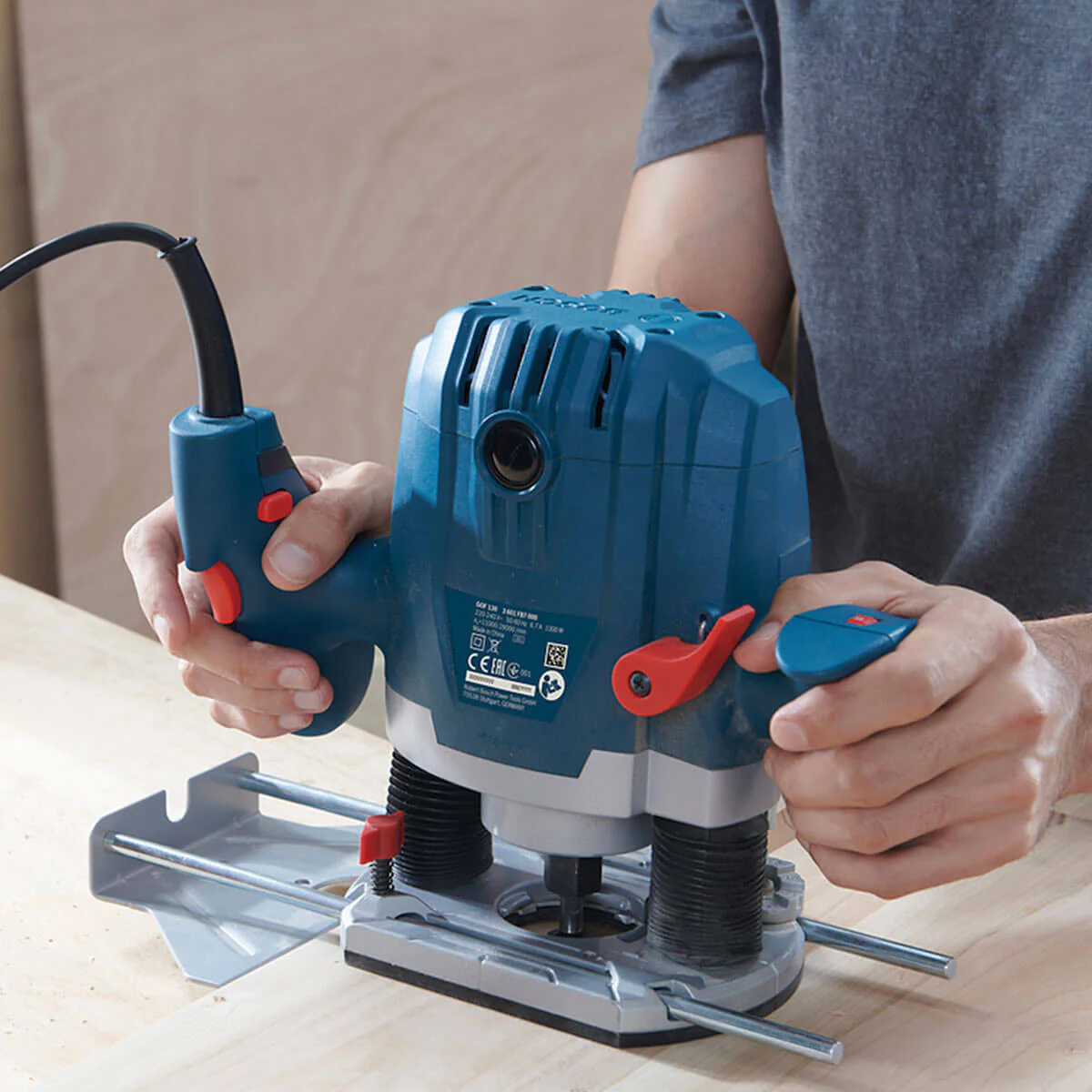 Fresadora 1300W GOF 130 Bosch - Image 5