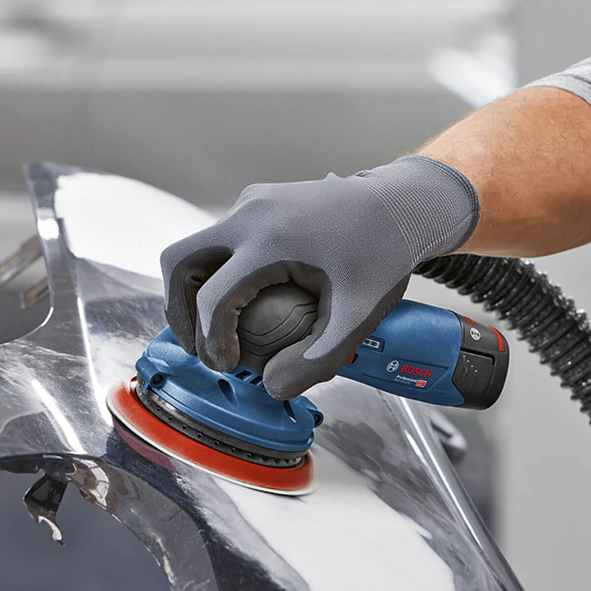 Lijadora roto orbital inalámbrica 12V GEX 12V-125 Brushless + Kit 2 Baterías 12V 2 Ah + Cargador de batería GAL12V-20 Marca Bosch - Image 5