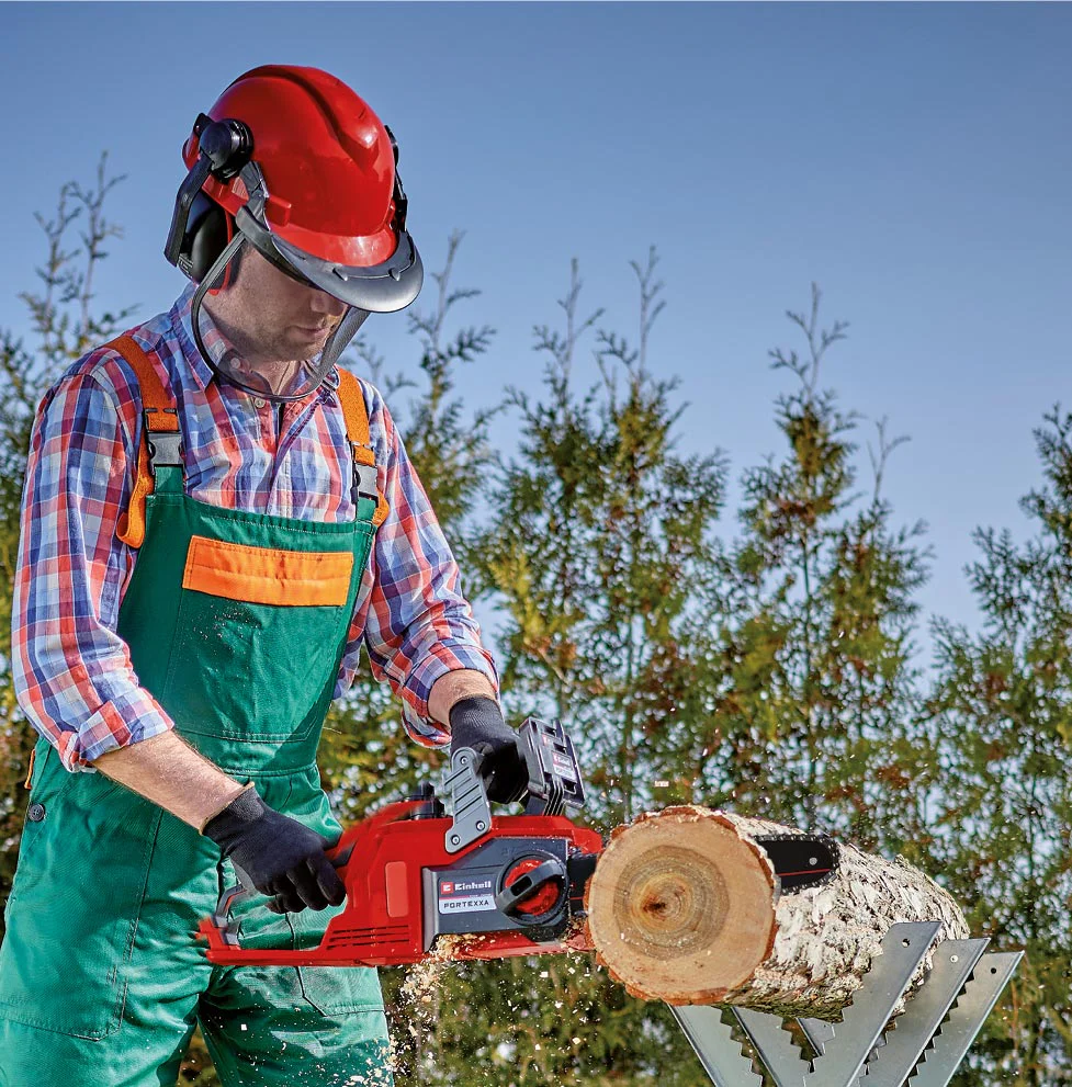 Moto sierra inalámbrica + Cargador y Batería de 4AH Marca Einhell - Image 7