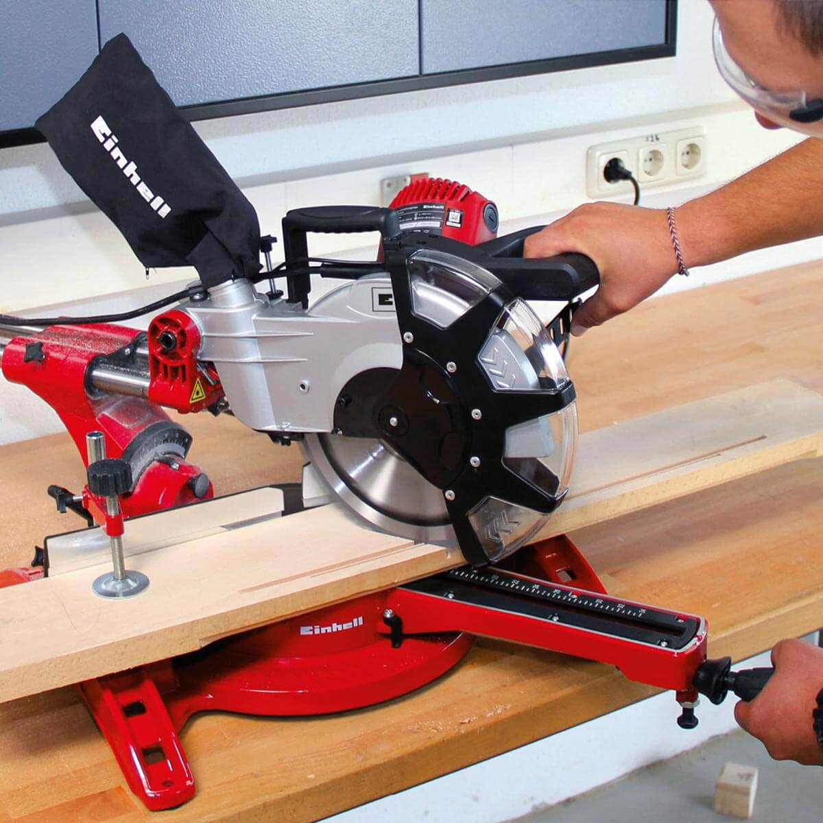 Sierra acolilladora telescópica 10" dual 2100 watts 4000 rpm marca Einhell - Image 10