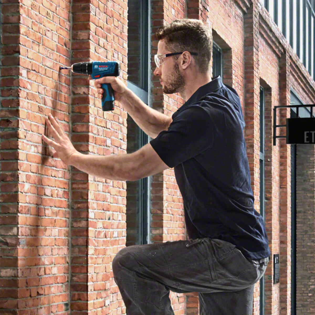 Taladro percutor 3/8" 12V 2 bat + 23 Acc GSB 120-LI Bosch - Image 12